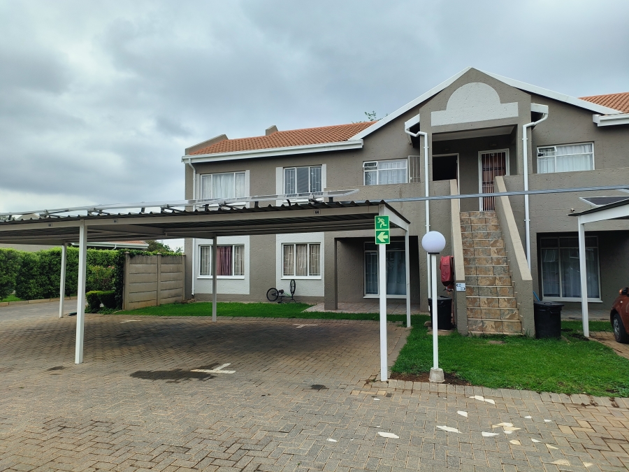3 Bedroom Property for Sale in Kannoniers Park North West
